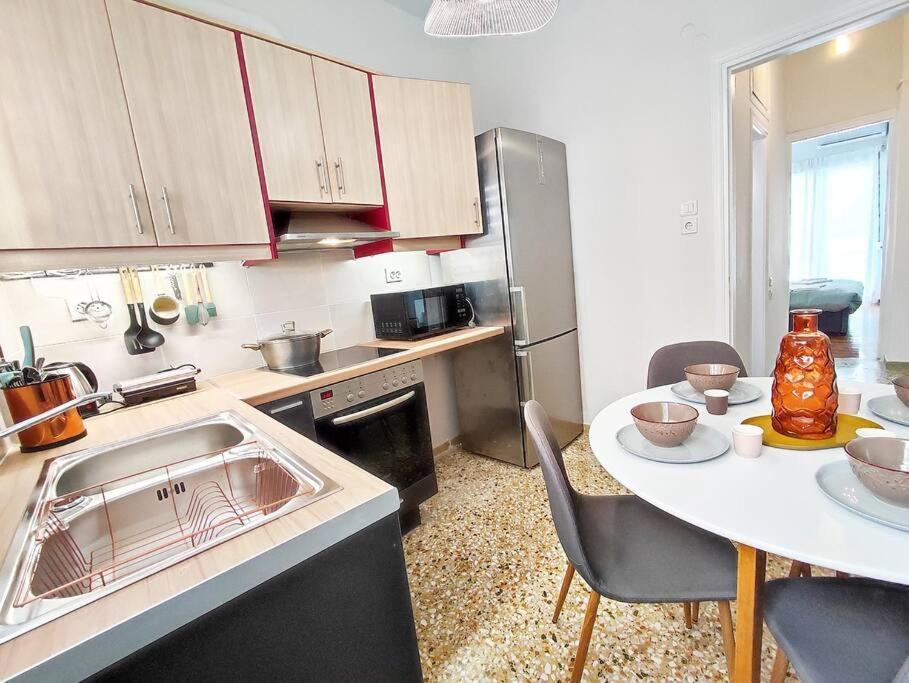 אתונה As ✓Two Bedroom Apartment In Thissio מראה חיצוני תמונה
