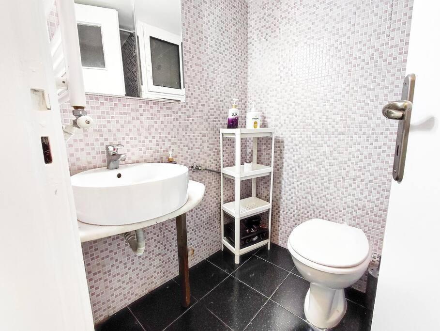 אתונה As ✓Two Bedroom Apartment In Thissio מראה חיצוני תמונה